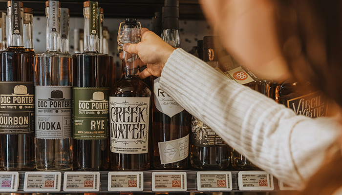 KnockKnock_ImgSideContent_272_400x700